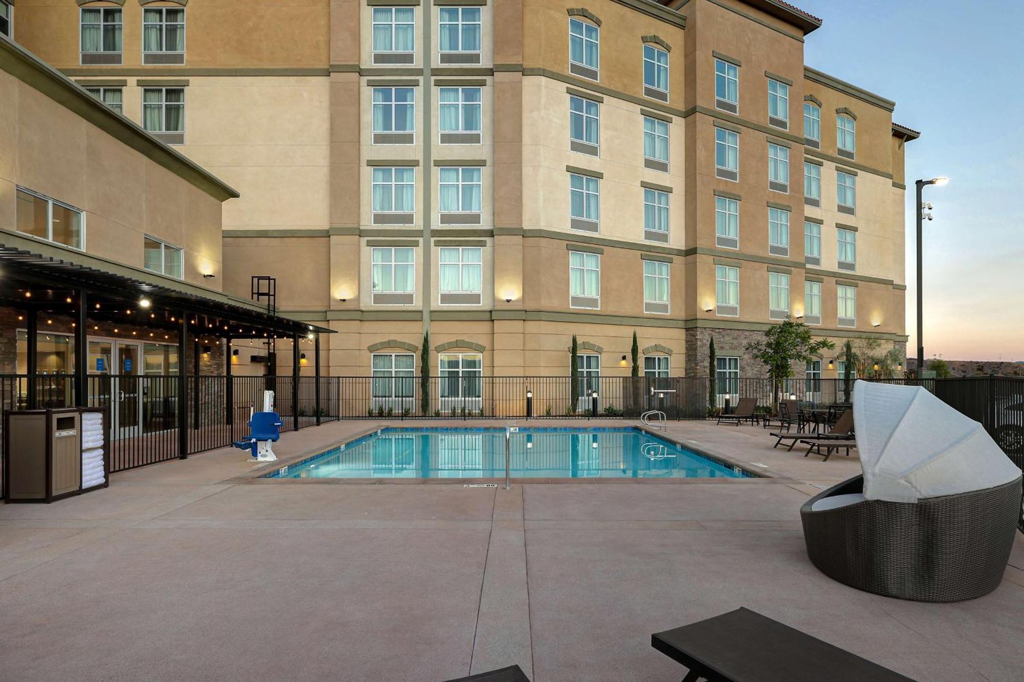 Homewood Suites By Hilton Santa Clarita/Valencia, Ca Екстериор снимка